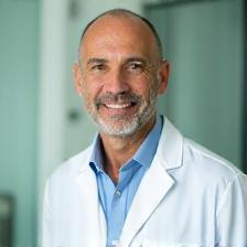 GezondLeven medical director Dr. Janssen